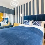 Apartment Blekit Na Fali - Miodowy Dom *